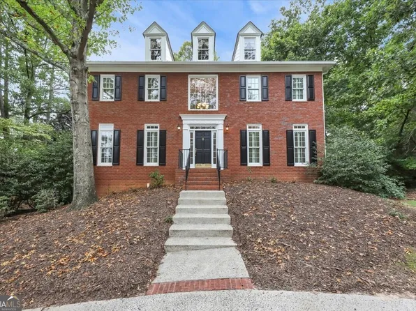 4551 Chatsworth Overlook NE, Roswell, GA 30075
