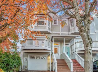 4 SW Gibbs St, Portland, OR 97239