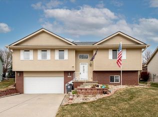 1510 Berwick Cir, Council Bluffs, IA 51503