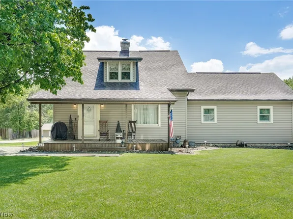 539 Secrist Ln, Girard, OH 44420