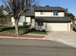 121 SW 25th Cir, Troutdale, OR 97060