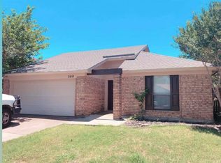5308 Pampas Ct, Arlington, TX 76018