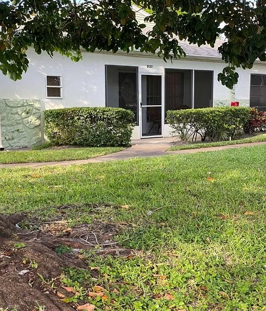 2 bed, 900 sqft, $1,795 — Photo 3