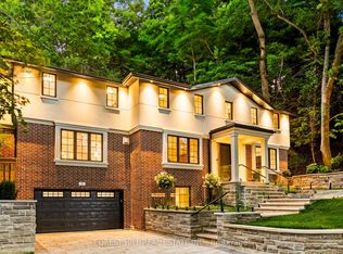 52 Roxborough Dr, Toronto, ON M4W 1X1