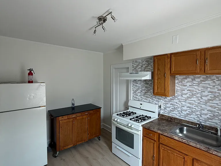 947 Western Ave #2 — Photo 9