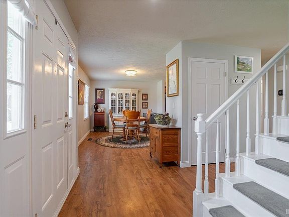 4th image of 918 Stahl Ct
