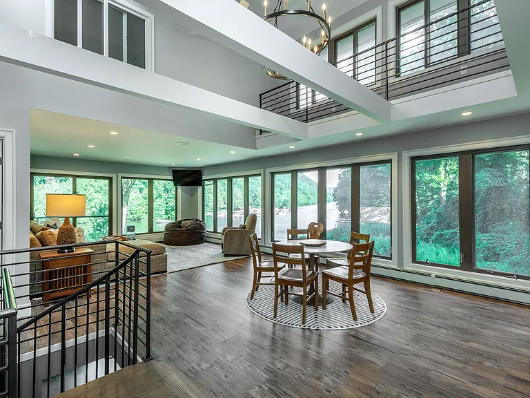 8 Cedar Point Dr — Photo 15