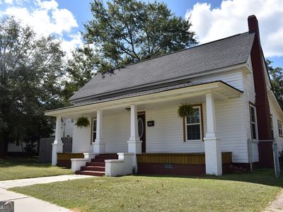 250 S Lewis St, Metter, GA, 30439