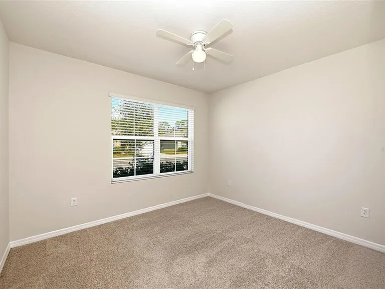 2725 Dumont Ln — Photo 26