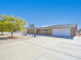 12990 Pawnee Rd, Apple Valley, CA 92308