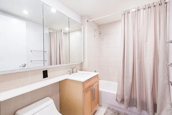 Sold by Compass | media 1
