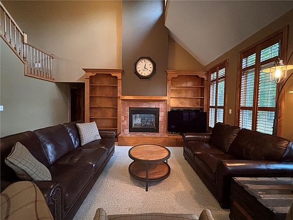 4th image of 8070 Toski Dr