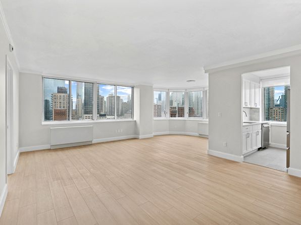 140 Riverside Blvd APT 2304