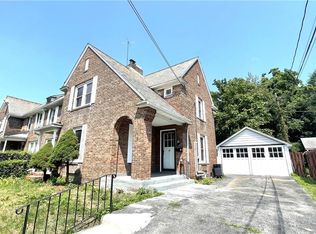 6 Lilly St, Newburgh, NY 12550