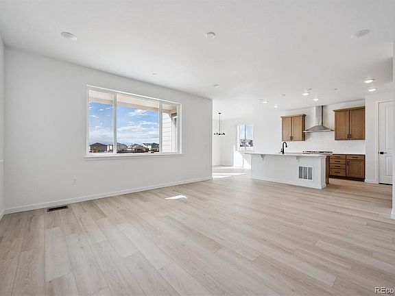 4th image of 9227 Truckee Court