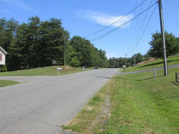 2nd image of 8521 Passapatanzy Rd