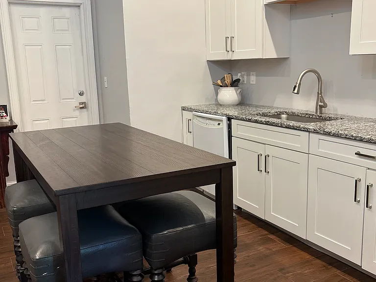 4570 Gail Blvd — Photo 2