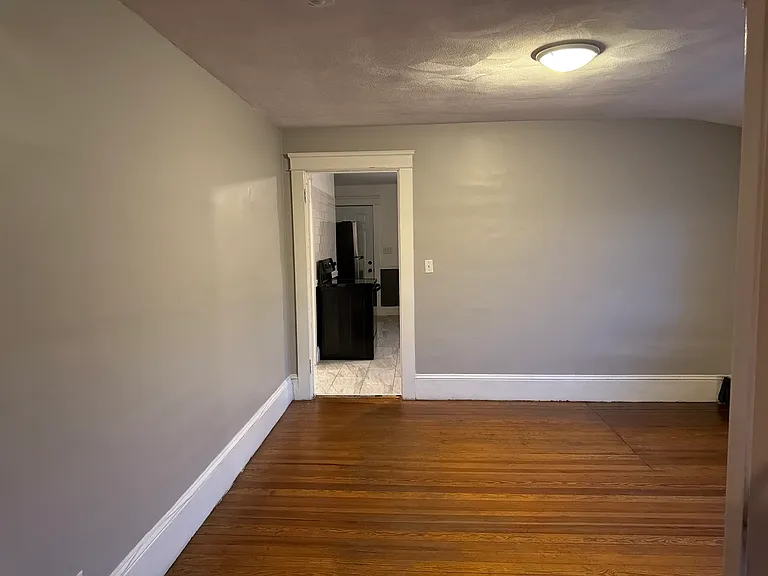 618 Reservoir Ave #3 — Photo 22