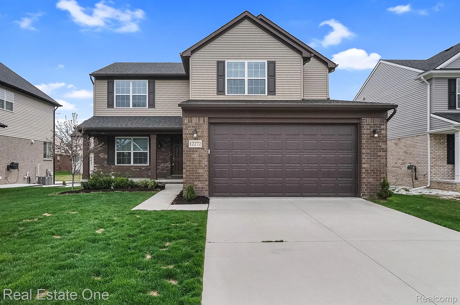 12272 Lincolnshire Dr photo 1