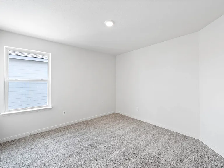 8413 Silverbow Dr — Photo 15
