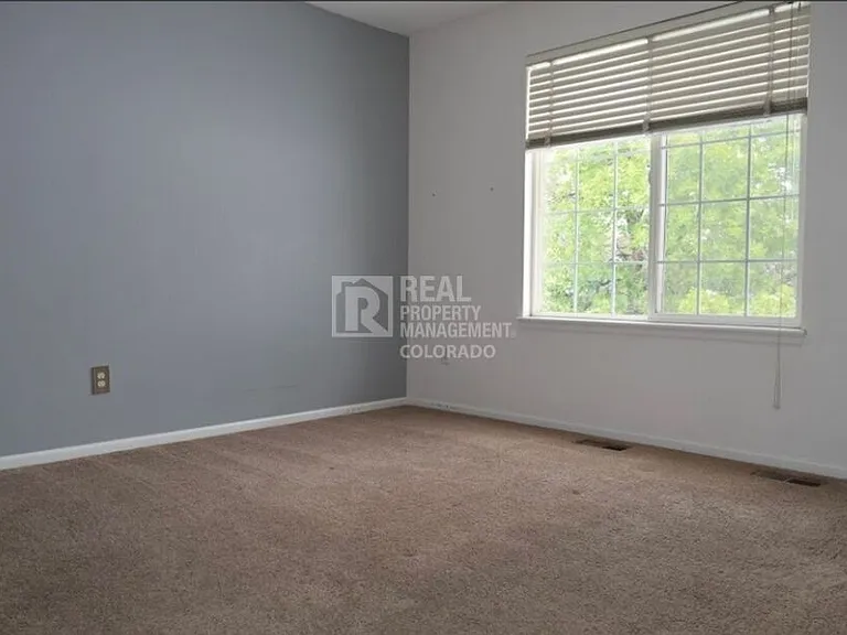 1844 Powell St — Photo 21