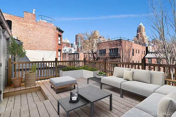 Rented by Compass | media 11