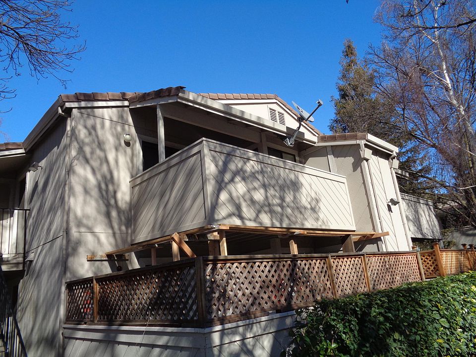 1st image of 653 Yolo Ct