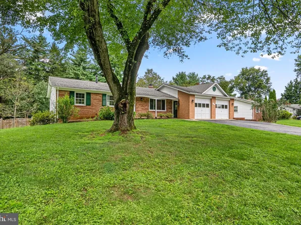 17408 Redland Rd, Rockville, MD 20855