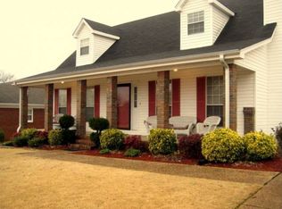 203 Oakview St, Florence, AL 35633