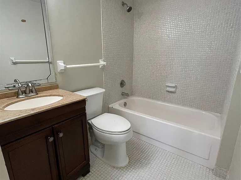 4158 Inverrary Dr #111 — Photo 18