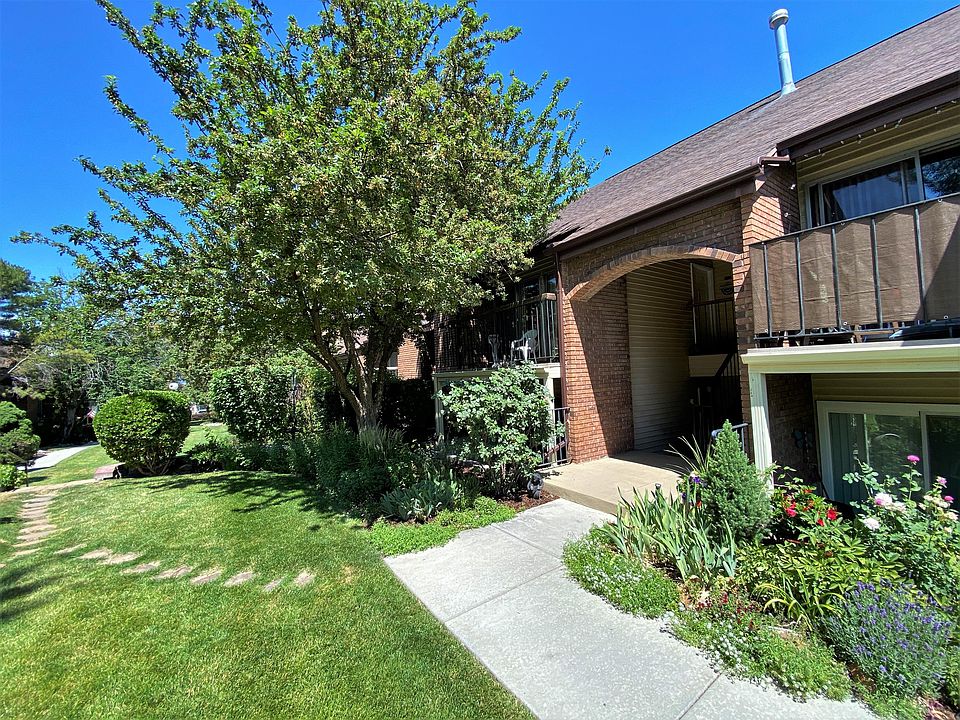 1st image of 8143 S Cottonwood Hills Cir
