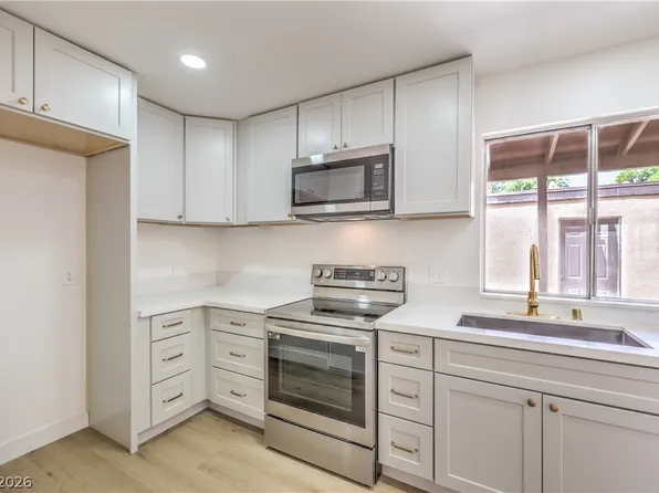 513 Starfire Pl, Las Vegas, NV 89107