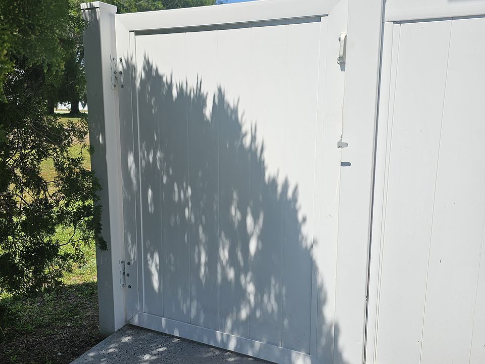 1st image of 409 Albatross Ct #409B