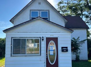313 Mine St, Norway, MI 49870