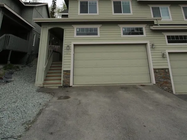 9071 Eagle River Ln, Eagle River, AK 99577