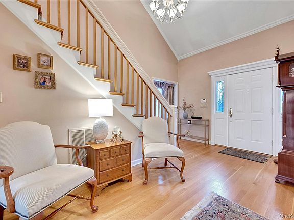 4th image of 25 Bellain Avenue
