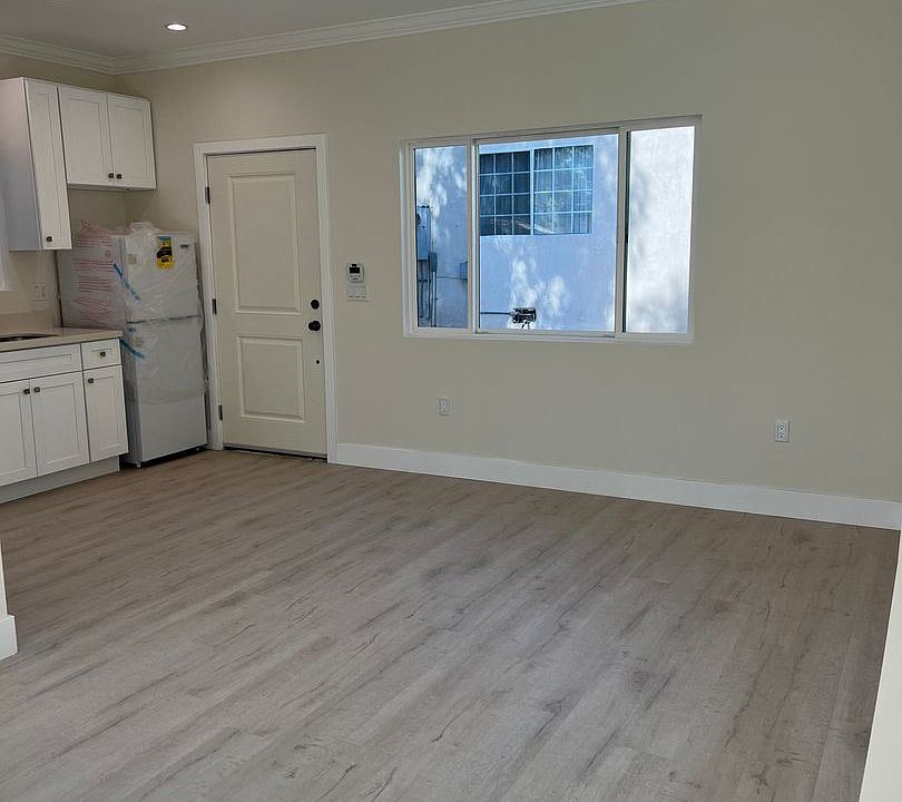 1st image of 1314 Linden Ave #11130116