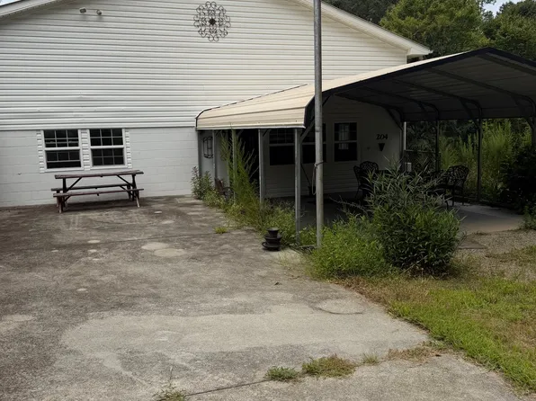 204 Shuford Everhart Ln, Lexington, NC 27292