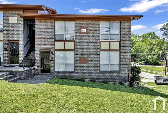 2 bed, 800 sqft, $750 — Photo 2