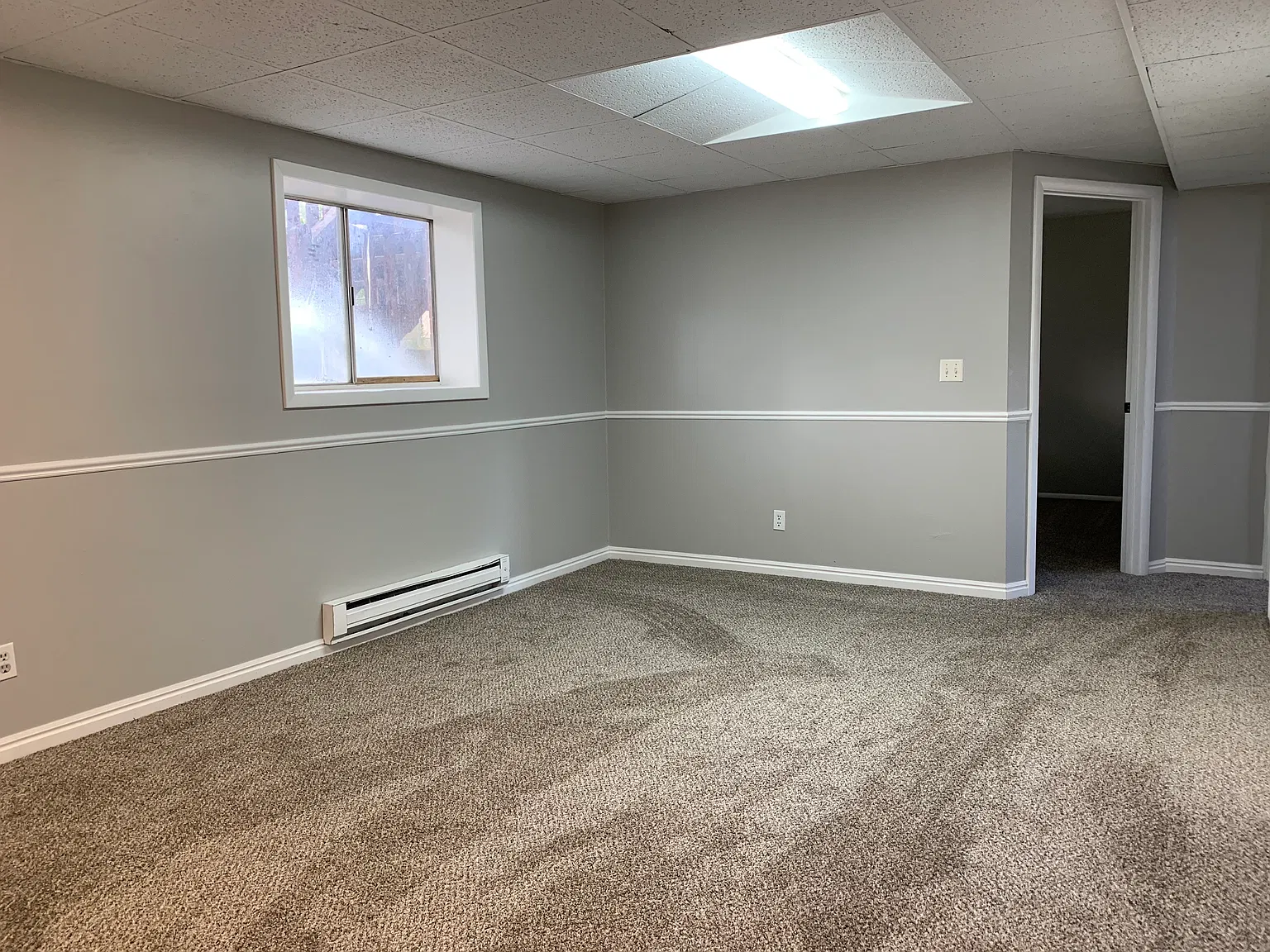 2 bed, 1000 sqft, $1,350 — Photo 4