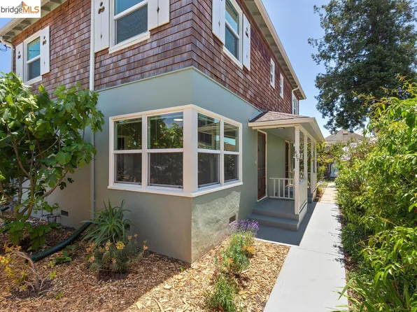 669 40th St, Oakland, CA 94609