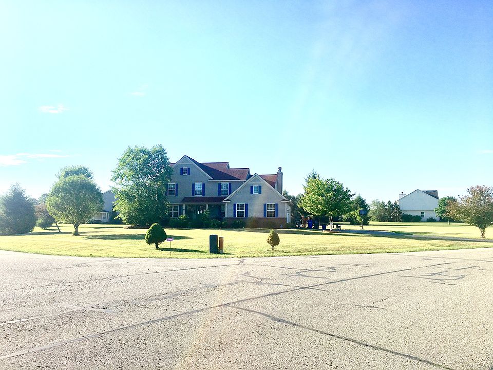 1st image of 3166 Island Hills Dr