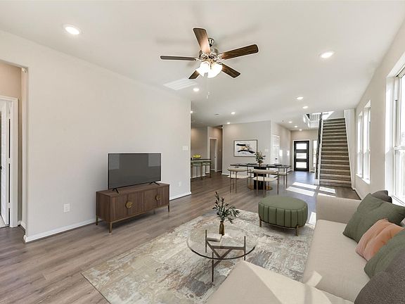 7th image of this home