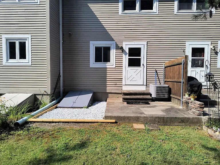 1430 Russell Rd #29 — Photo 7