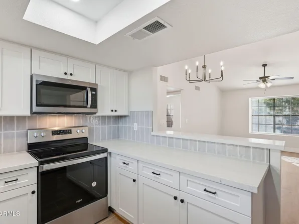 6617 W KINGSTON Lane, Glendale, AZ 85306