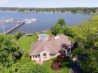 12 Shelter Bay Dr, Great Neck, NY 11024