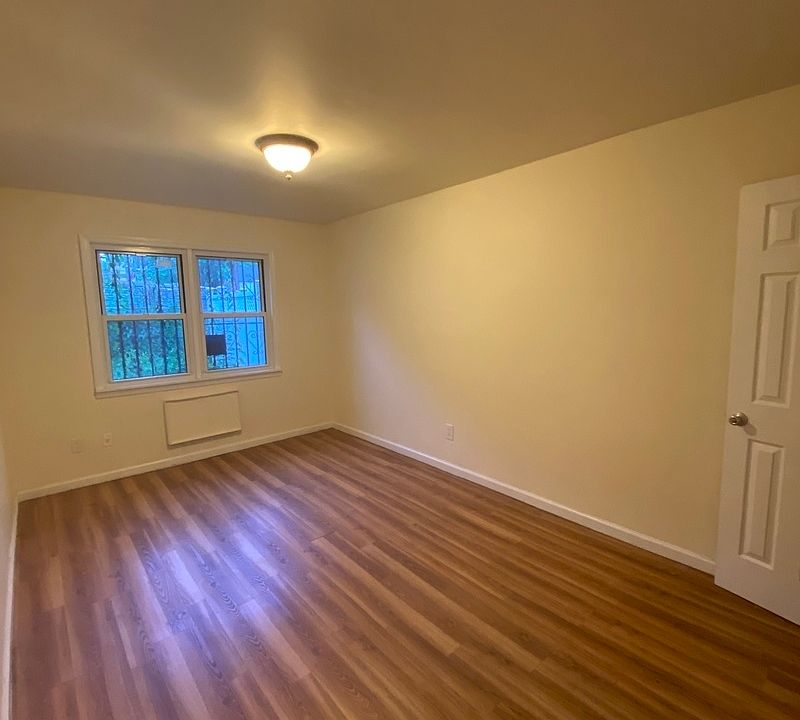 1st image of 31-79 140th St #1