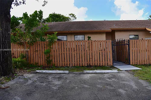 18954 NW 67th Pl #18954 Photo 1