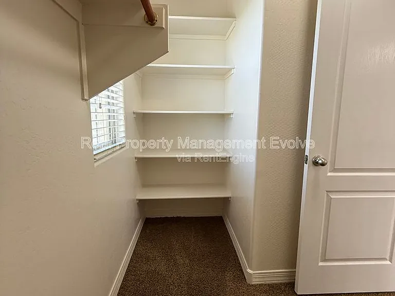 9020 W Nicolet Ave — Photo 23