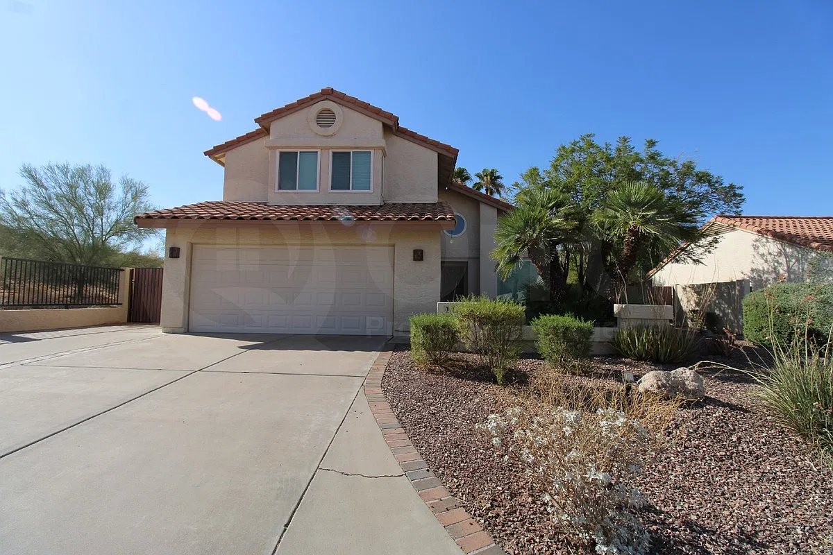 3 bed, 2.5 bath, 1755 sqft, $2,649 — Photo 1